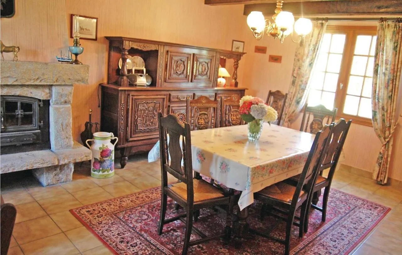 Nice Home In Pont Labbe With Kitchen בית נופש